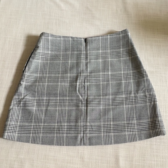 Aritzia Wilfred Mini Skirt - Picture 4 of 5